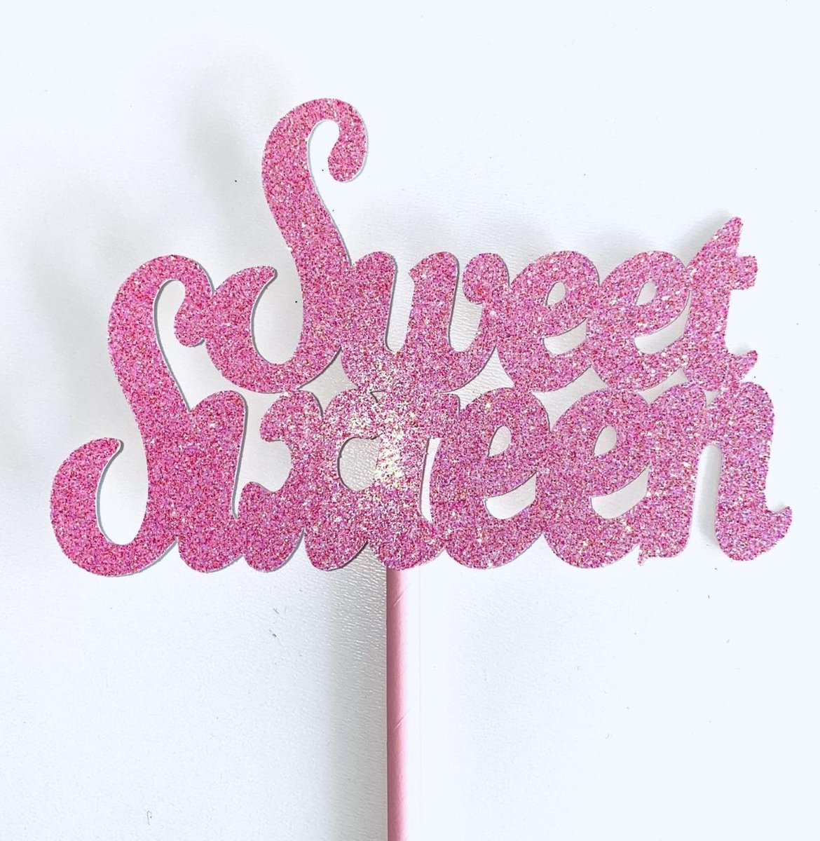 Taartdecoratie versiering| Taarttopper | Cake topper | Verjaardag| Sweet Sixteen |14 cm | Roze glitter | karton papier